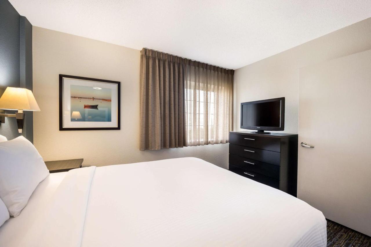One-Bedroom Queen Suite Roll Shower Mobility Accessible