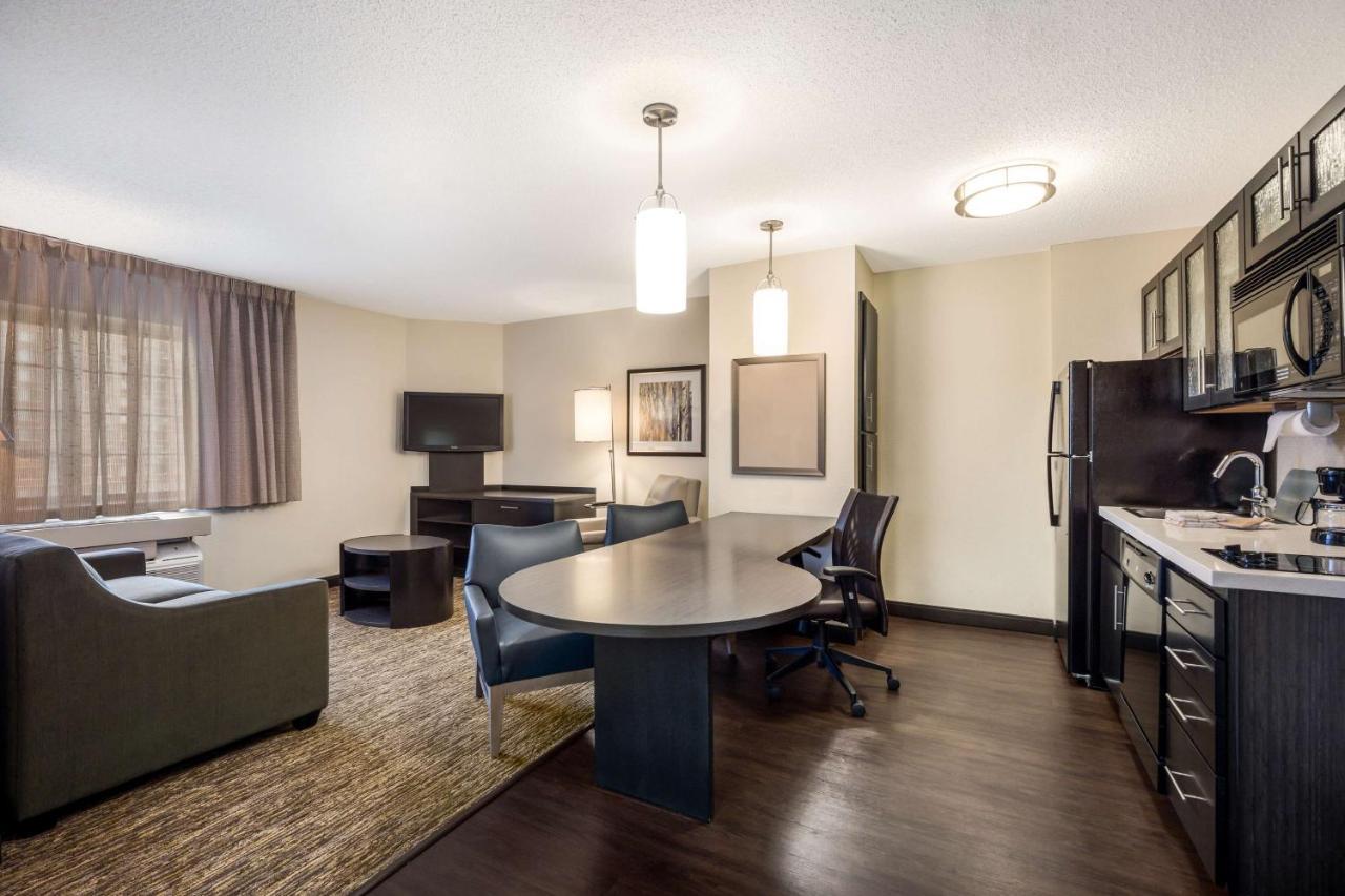 One-Bedroom Queen Suite Roll Shower Mobility Accessible